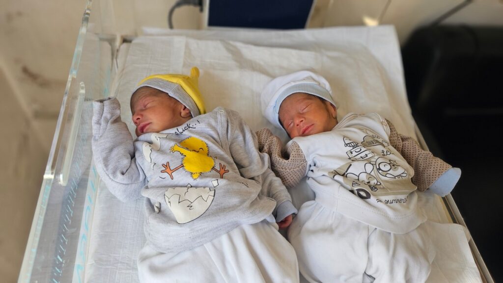 Ahmed und Mustafa: Sichere Geburt im Krankenhaus