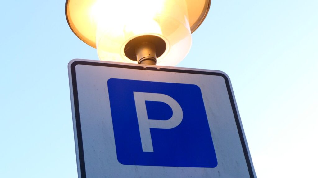 Fehlende Lkw Stellplätze gefährden die Verkehrssicherheit: DVR begrüßt Gesetzentwurf und warnt vor Finanzierungslücke