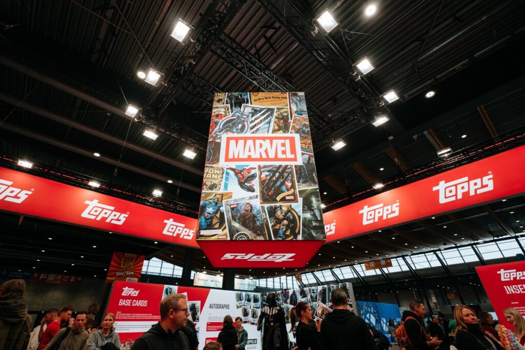 "Das Hobby in Händen halten einfach eine 10 von 10." Sammelleidenschaft mit Content Creator Tone (iamtabak) und Topps auf der Comic Con Stuttgart