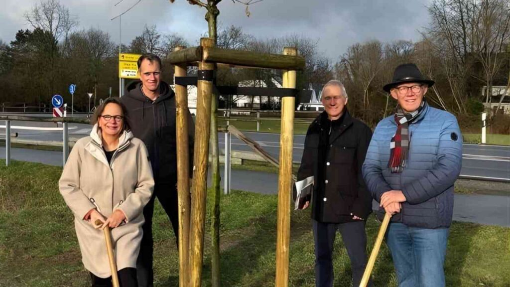 Baumpflanzung Berkelaue II Gescher