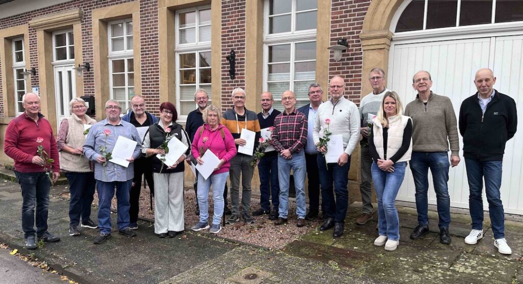 Ehrenamtliche Techniklotsen fördern Seniorendigitalisierung im Emsland