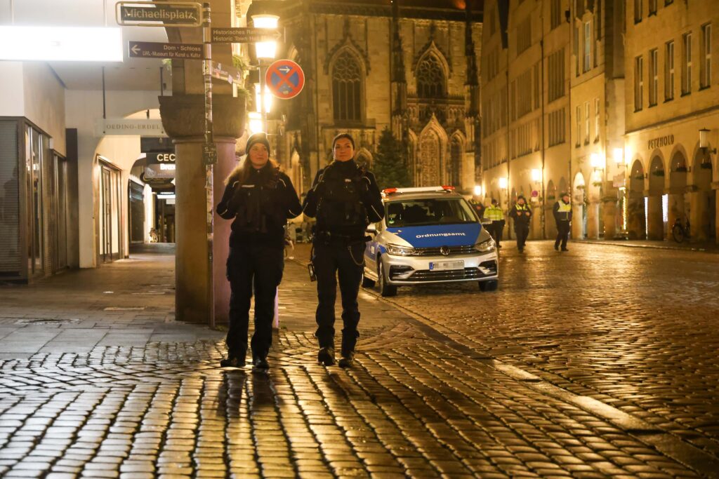 Stadt schr‰nkt Silvesterfeuerwerk in der Altstadt ein