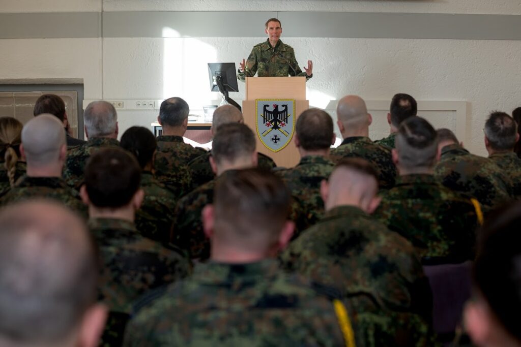 Inspekteur Heer veröffentlicht Aktionsplan Luftlandetruppe