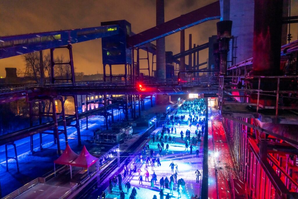 Besucherrekord auf der Zollverein Eisbahn / 42.620 Gäste besuchten die Eisbahn auf dem UNESCO Welterbe