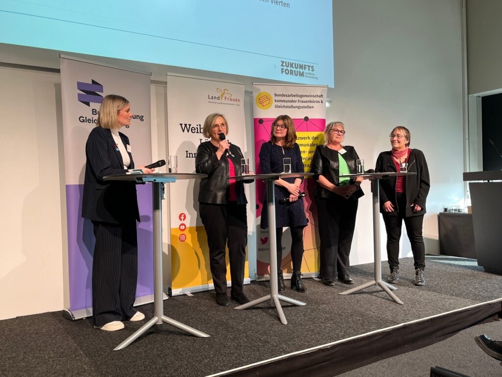 Weibliches Engagement braucht geschützte Räume gerade auf dem Land