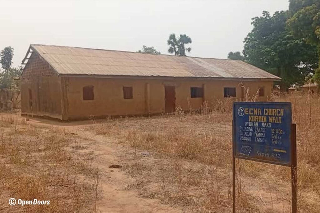 Nigeria: 177 aus Gottesdiensten entführt Augenzeugen berichten von dramatischen Situationen