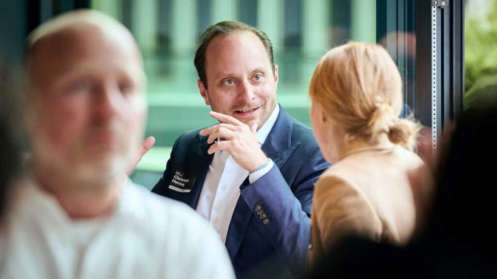 Christoph Herzog: 5 Fehler, die Führungskräfte beim Netzwerken immer wieder machen und wie man sie vermeidet