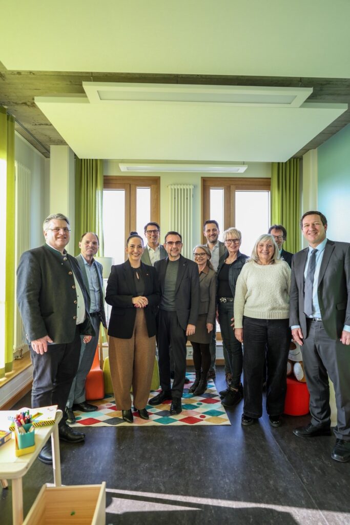 Vorstand der CSU Landtagsfraktion vor Ort in Unterfranken Wirtschaft, Trinkwasserversorgung und Soziales im Fokus