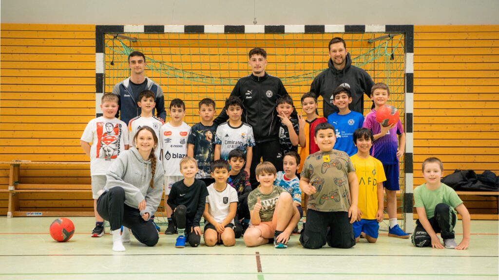 Hamza Muqaj wird Projektpate bei Fußball trifft Kultur