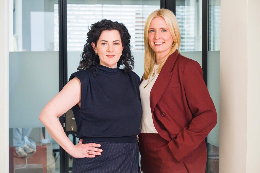 Boardroom trifft Newsroom wer Top Manager:innen wirklich positionieren will, muss ihre Realität kennen