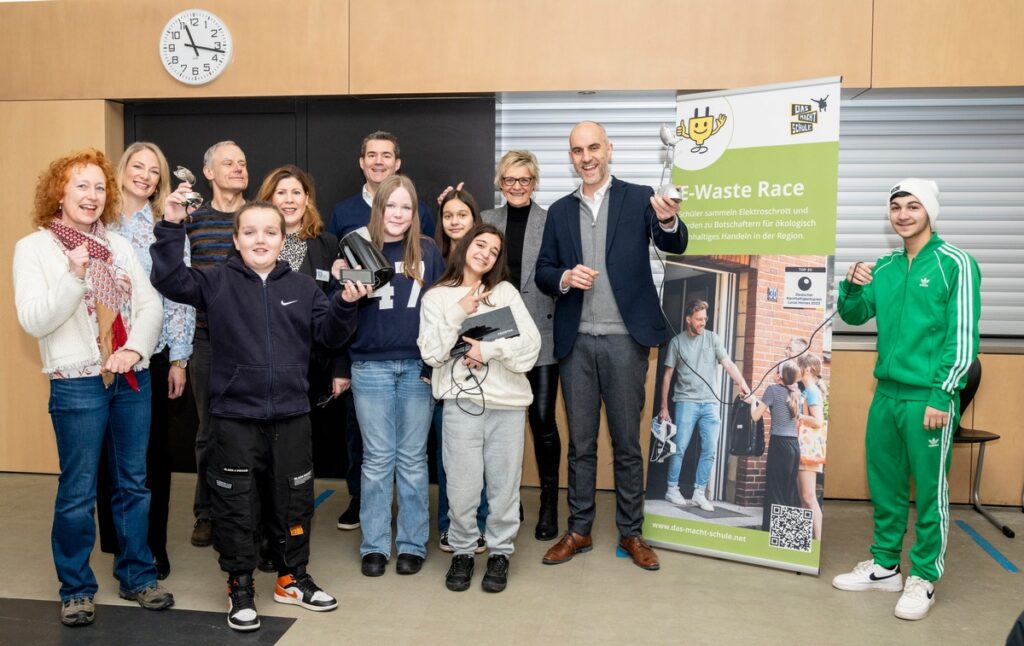 Hannover, aufgepasst: E Waste Race startet wieder/ Neun Schulen sammeln Elektroschrott aus privaten Haushalten ein