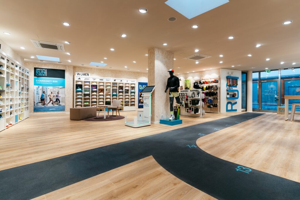 ABSOLUTE RUN AUGSBURG / Neuer Store mit mehr Fläche und Marken