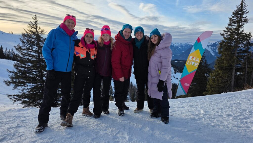 "KiKA LIVE Allstars: Winterspiele" ab 23. Februar 2026 / Sportliche Challenges mit Clarissa Corrêa da Silva, Tierreporterin Nina und Checker Julian gegen Team "KiKA LIVE"