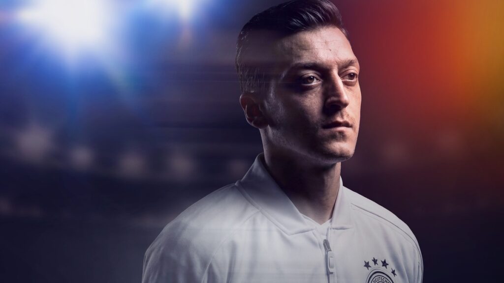 Mesut Özil zu Gast bei Freunden
