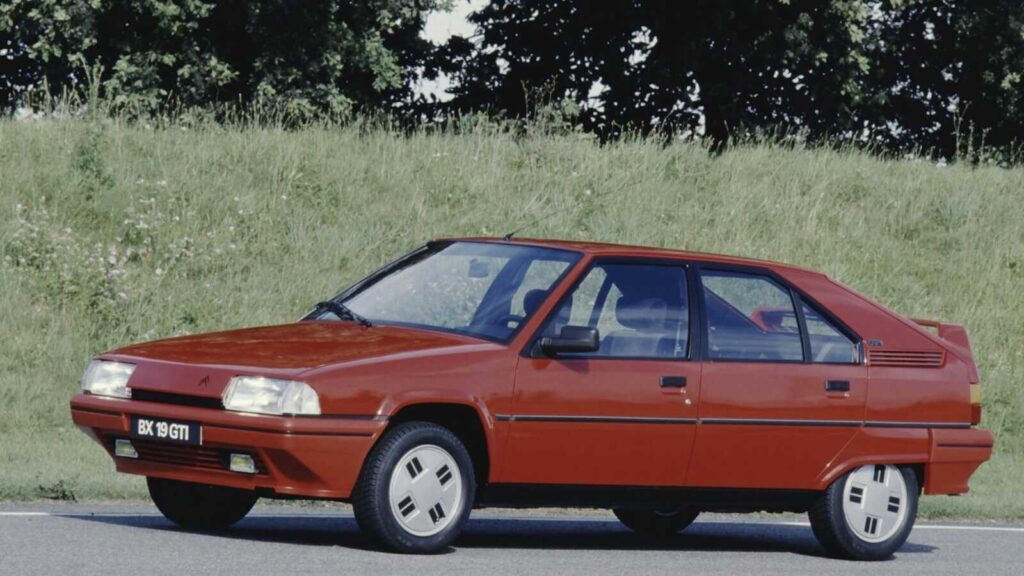 Citroën BX GTi aus den 1980er-Jahren in Seitenansicht