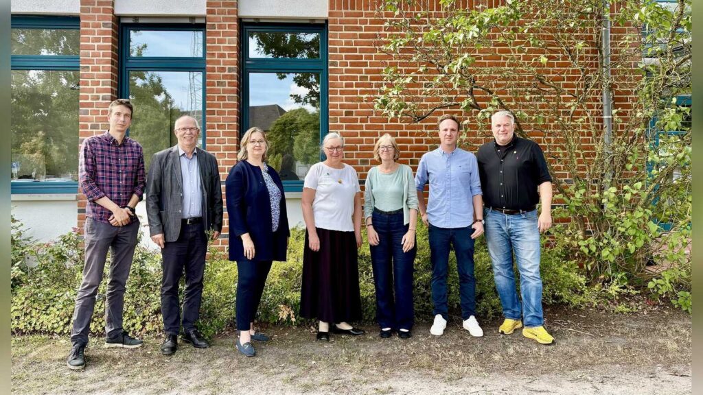 Gruppenbild der Gründungsmitglieder des Vereins BioBündnis Niedersachsen