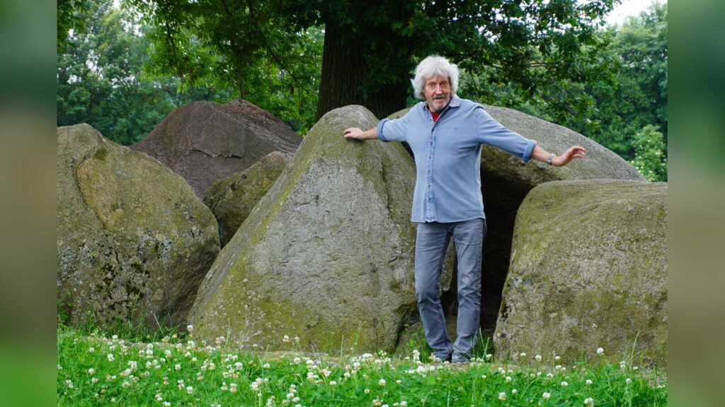 Bodo Zehm, ehemaliger Leiter der Stadt- und Kreisarchäologie Osnabrück, leitet die Bodenschätze-Fahrradtour