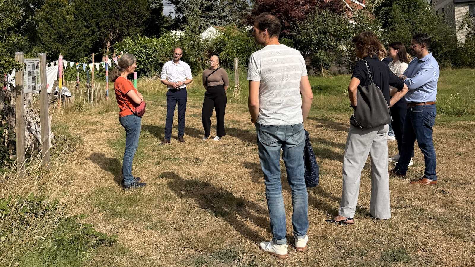 Naturnah gestalteter Garten am Calvinhaus in Lingen