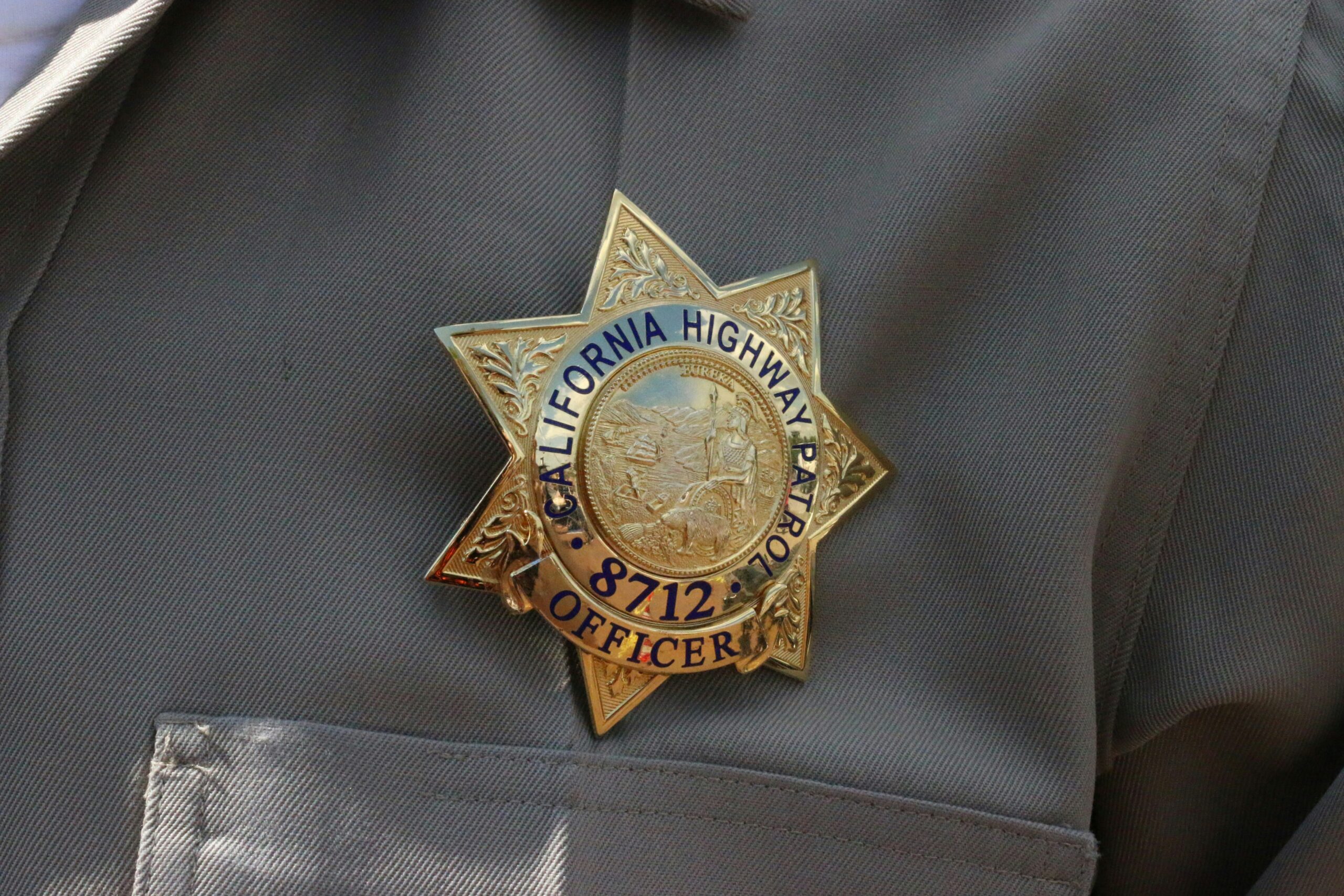 Nahaufnahme einer Polizeiuniform