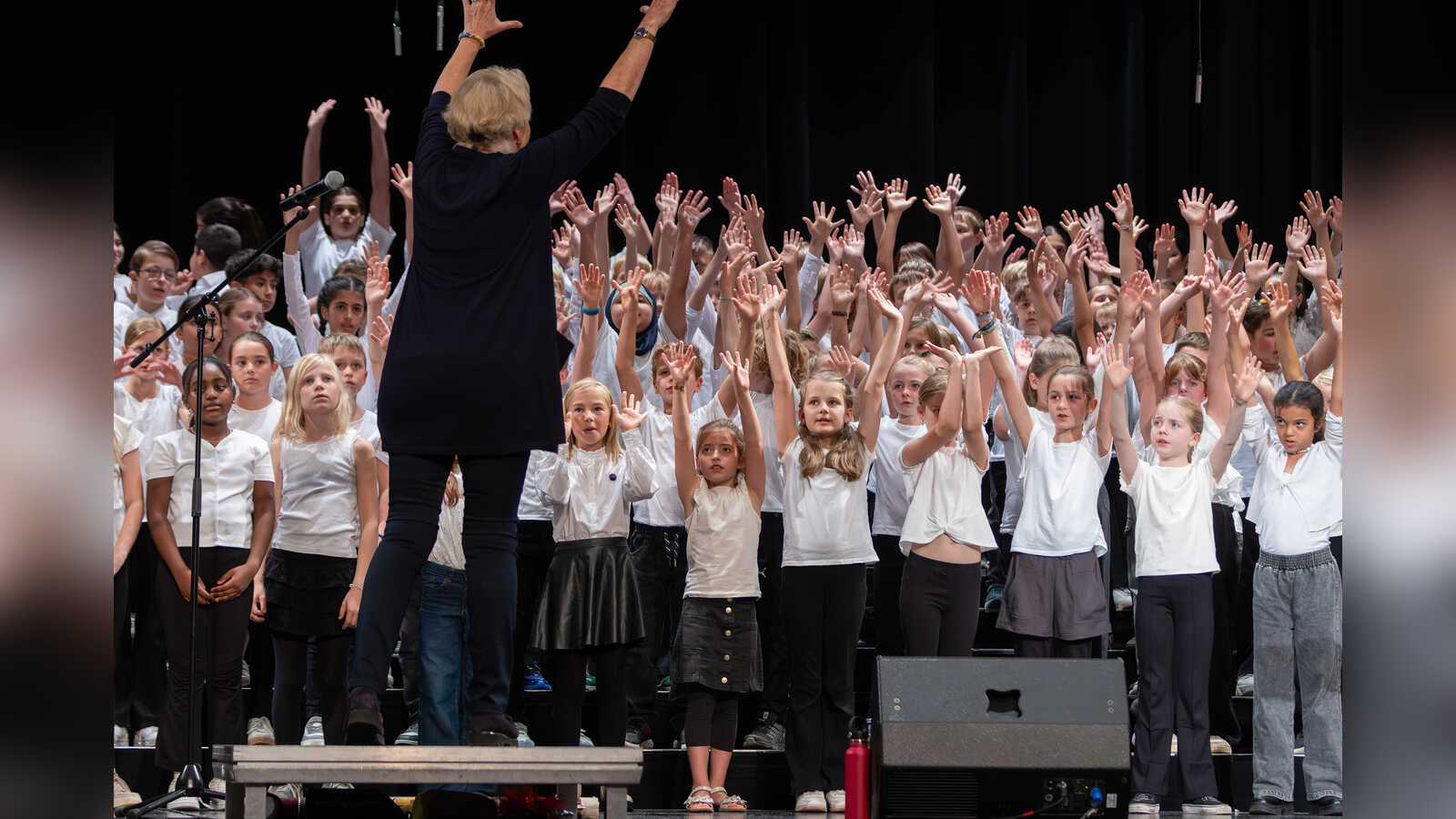 Generalprobe der Schülerinnen und Schüler vor dem SingBach-Auftritt