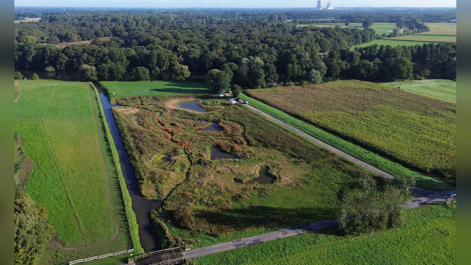 Das Blaue Klassenzimmer am Bullerbach von oben