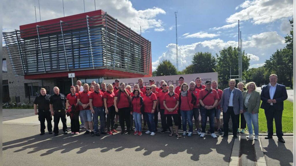 Delegation der Freiwilligen Feuerwehr Zinnowitz beim Besuch der Feuerwehrtechnischen Zentrale des Landkreises Vechta