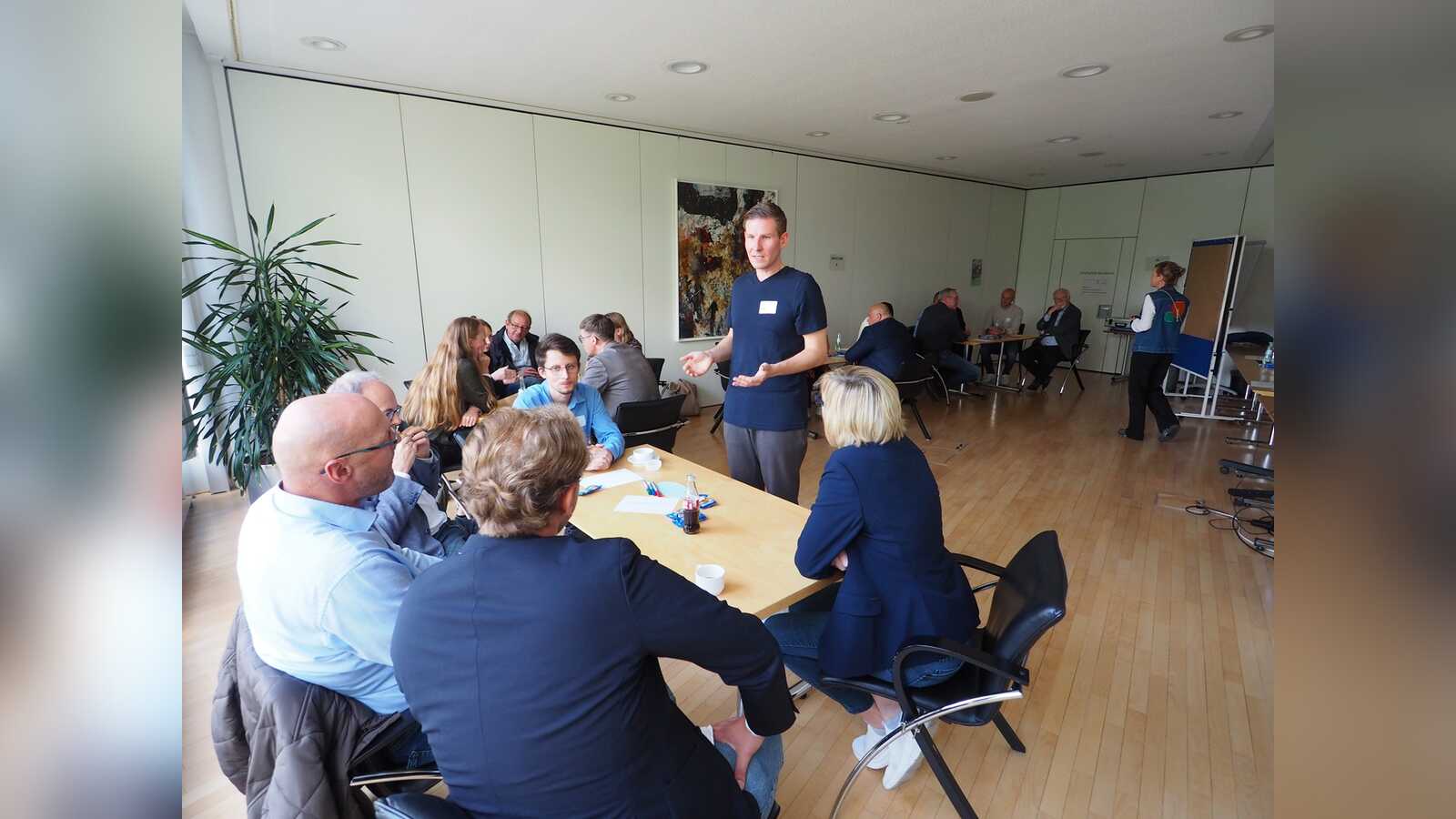 Teilnehmende eines Workshops beim Fachkräftetag Region Osnabrück 2026 in der IHK