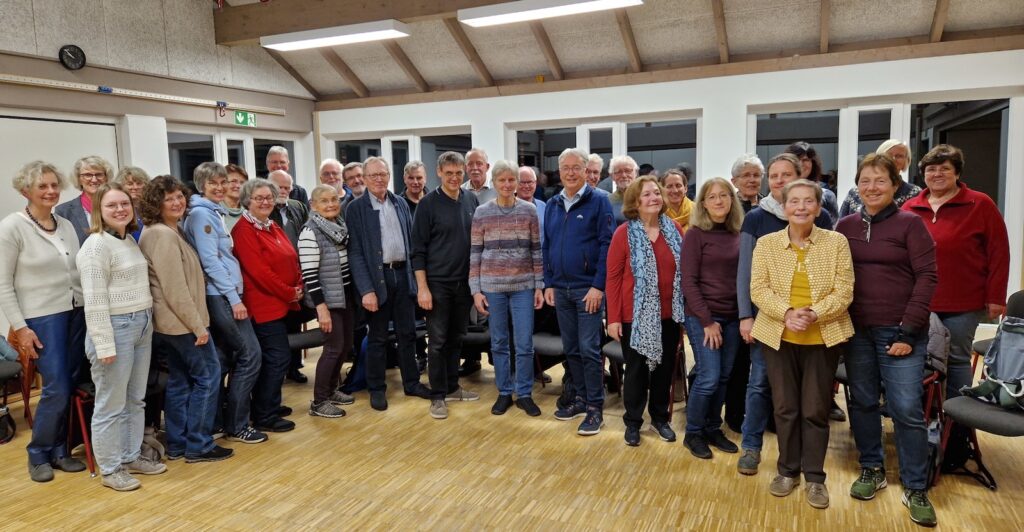 Der gemischte Chor Ars Musica der Städtischen Musikschule Dülmen bei einer Probe