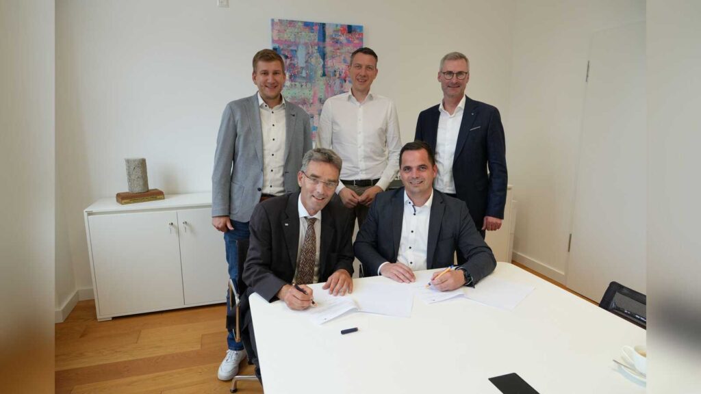 Vertreter von Stadt Vechta, PHWT, Volksbank Vechta und Steuerberatung bei der Vorstellung des Gründungsstipendiums