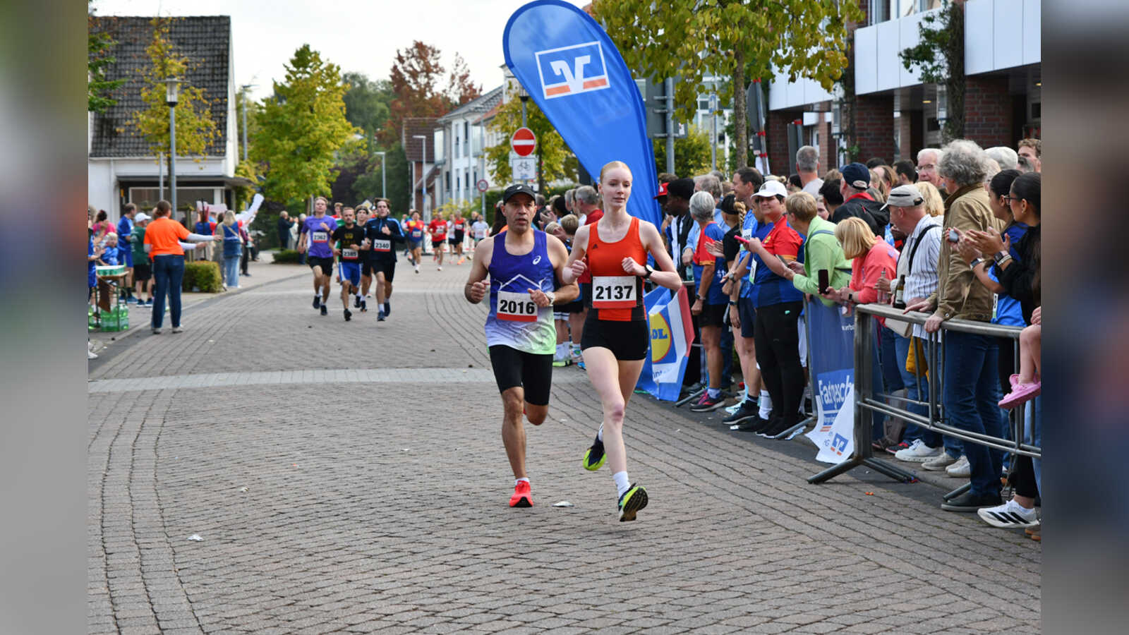 Imke Herrmann, schnellste Frau im Hauptlauf des Cloppenburger Citylaufs 2026