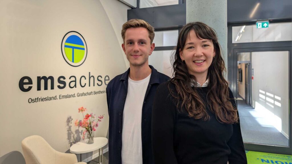 Maria Schischkin und Jan Woortmann, Projektleitung des Welcome Center 2.0 der Wachstumsregion Ems-Achse in Papenburg