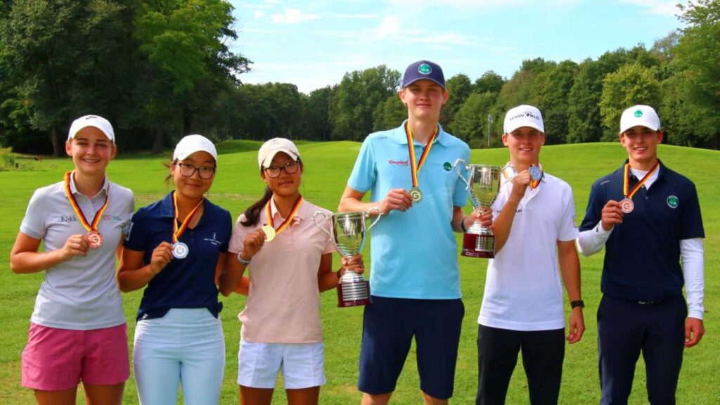 Das Podium der Deutschen Meisterschaft der Jugend in der Altersklasse 18 im Golf