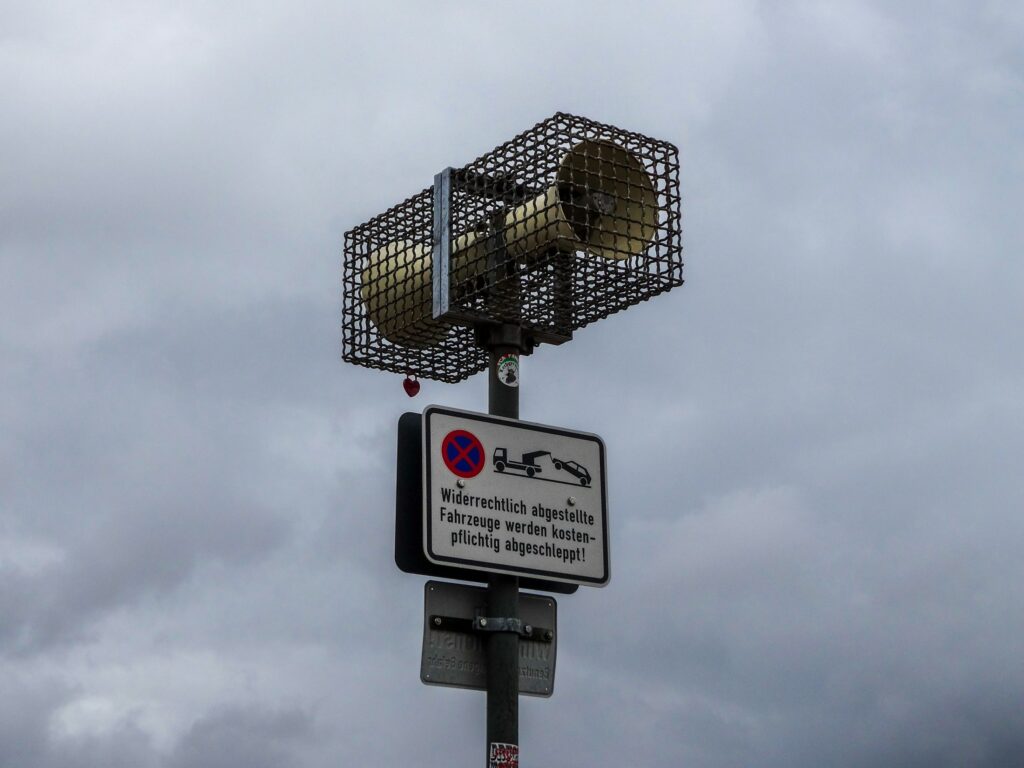 Sirene an einem Mast, Symbolbild für den Bundesweiten Warntag