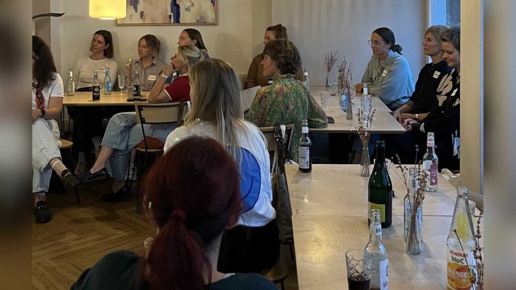 Teilnehmerinnen beim Treffen des Netzwerks Emsländischer Unternehmerinnen in Lingen