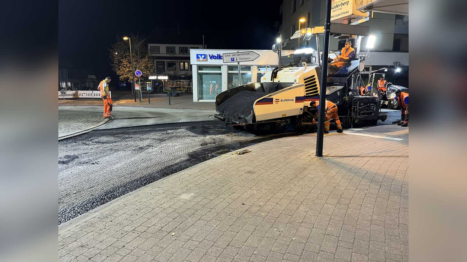 Nachtbaustelle an der Ortsdurchfahrt Dissen auf der K335
