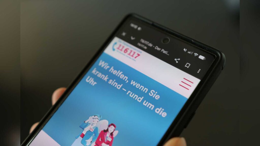 Hinweis auf die Rufnummer 116 117 des ärztlichen Bereitschaftsdienstes