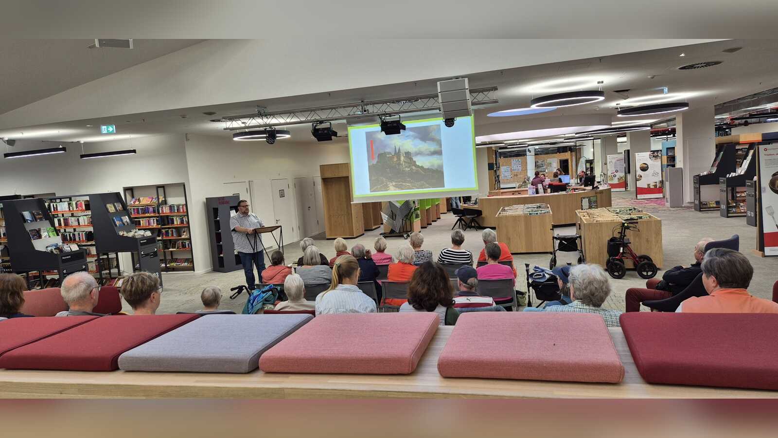 Abend mit Rheiner Sagen in der Stadtbibliothek Rheine