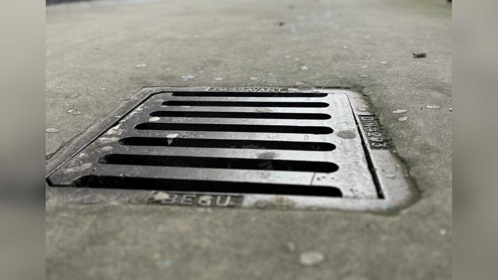 Berkelgasse in Coesfeld, unter der die Berkel in einem Betondeckel verläuft