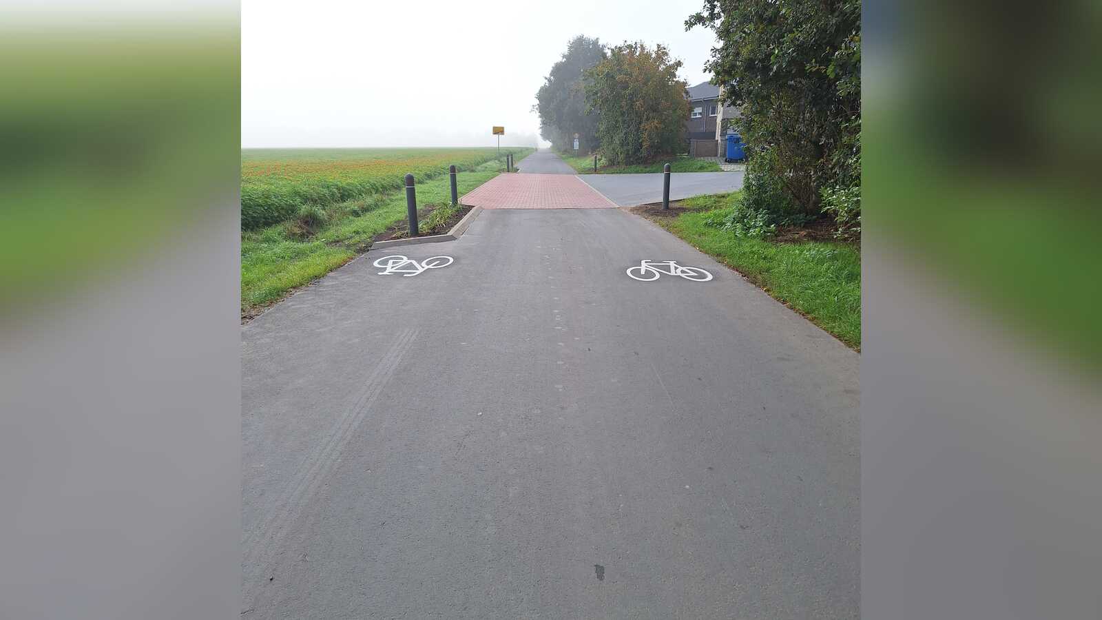Der neu asphaltierte Busackerweg in Dalum nach dem Ausbau