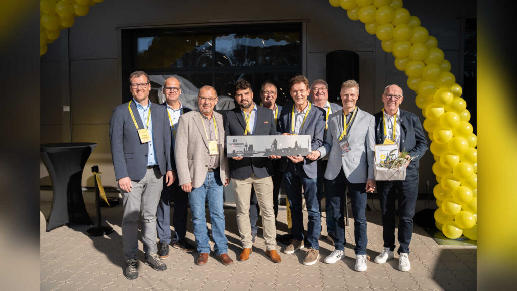 Eröffnung der neuen industriellen Wäscherei von CWS Workwear in Lingen