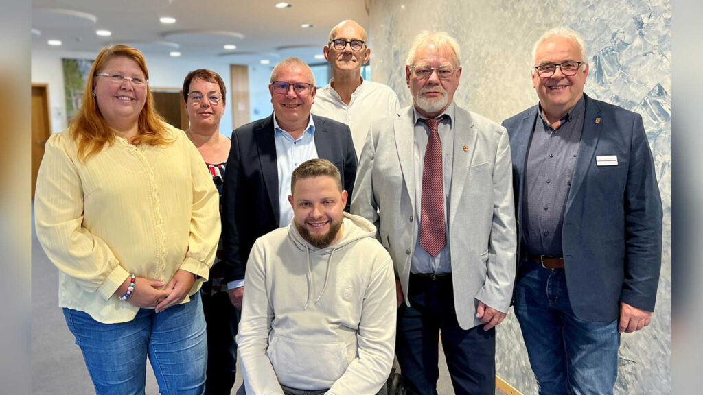 Mitglieder des neuen Cloppenburger Beirats für Menschen mit Behinderungen mit Vertretern der Stadtverwaltung