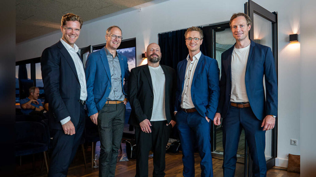 Die fünf Referenten des Orthopädischen Symposiums am Dümmer nebeneinander