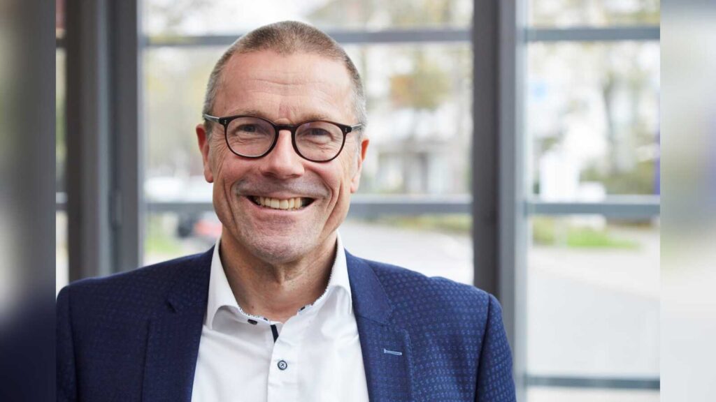 Porträt von Uwe Schneidewind, ehemaliger Oberbürgermeister von Wuppertal