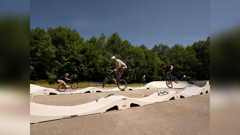 Mobiler Pumptrack des Herstellers Fertig-Pumptrack
