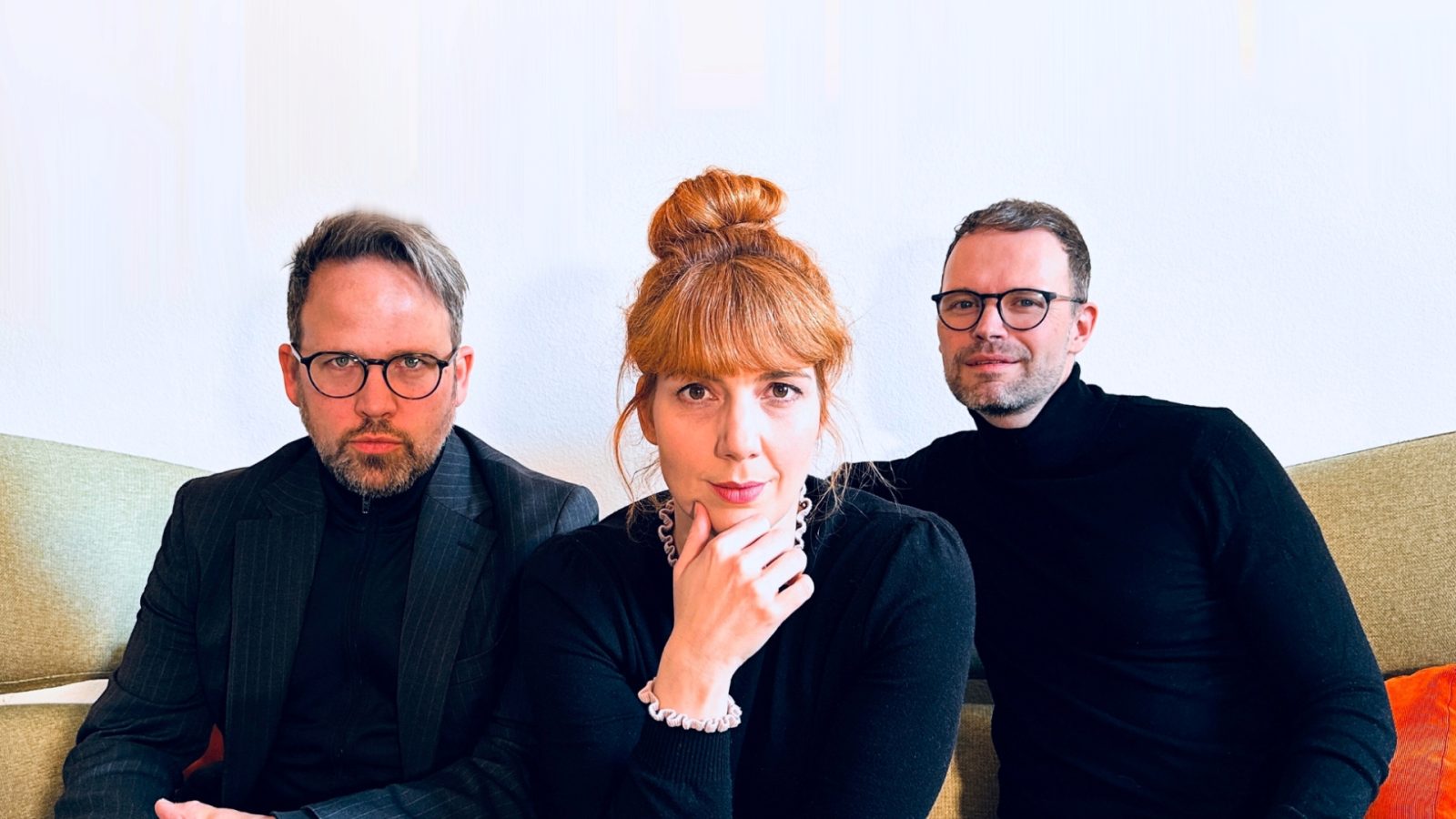 077_Sofa wide-c-Till Notzon