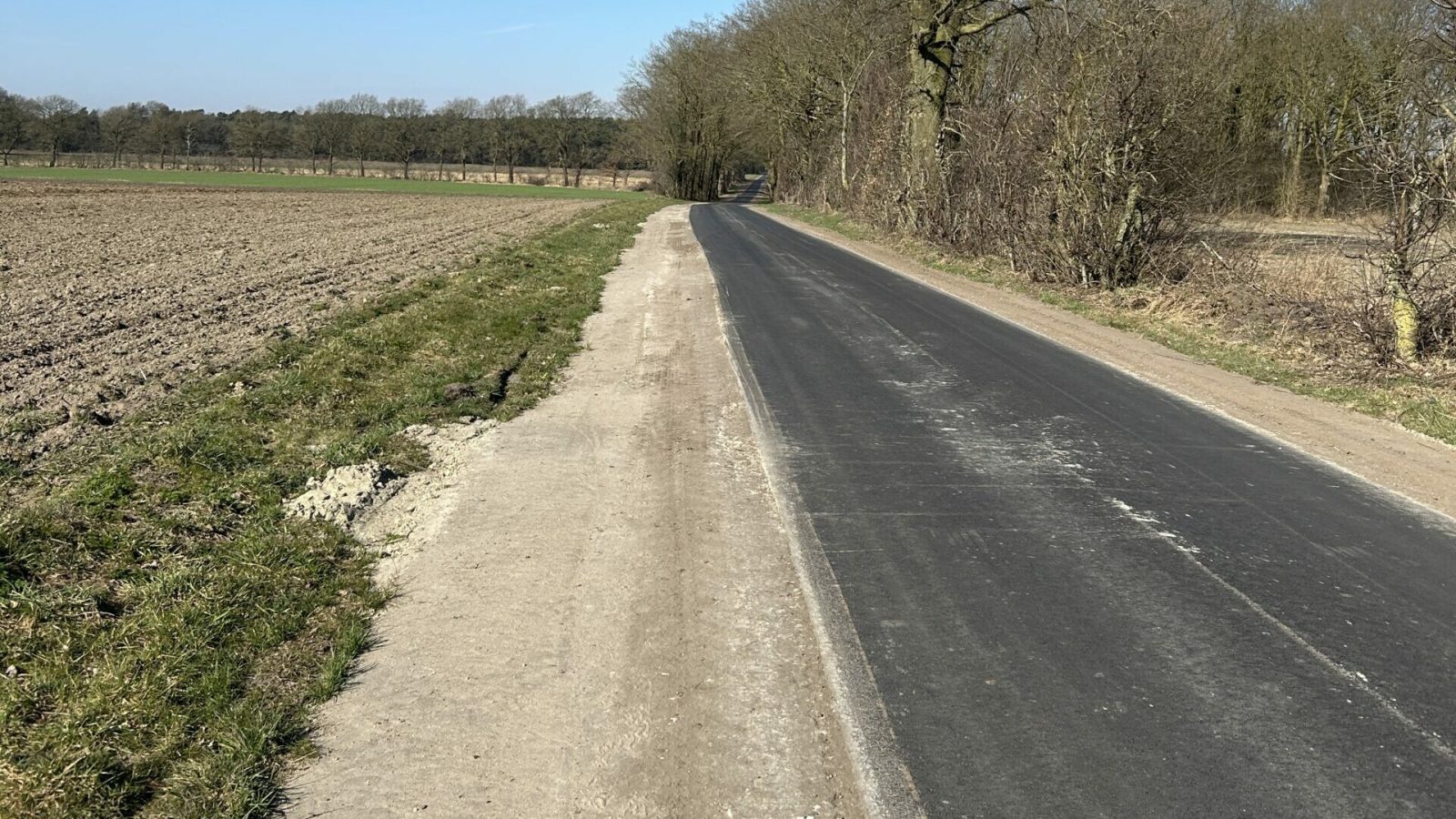 2025-04-02 Wirtschaftsweg Raken Emmeln