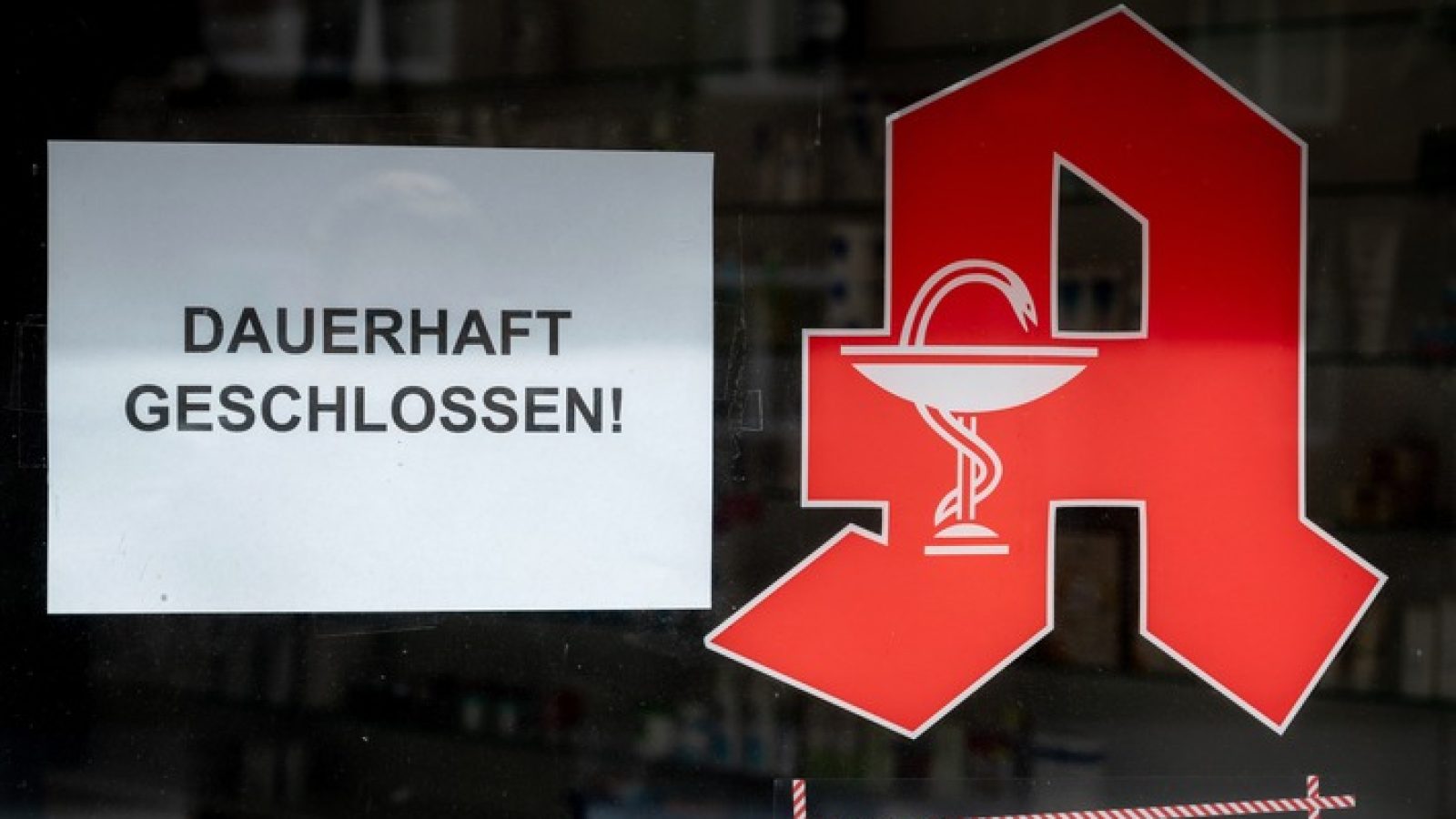 Dauerhaft geschlossen hieß es im ersten Quartal 2026 für insgesamt sieben Apotheken im Kammerbezirk Nordrhein, während lediglich vier neu eröffneten. / Weiterer Text über ots und www.presseportal.de/nr/15266 / Die Verwendung dieses Bildes für redaktionelle Zwecke ist unter Beachtung aller mitgeteilten Nutzungsbedingungen zulässig und dann auch honorarfrei. Veröffentlichung ausschließlich mit Bildrechte-Hinweis.
