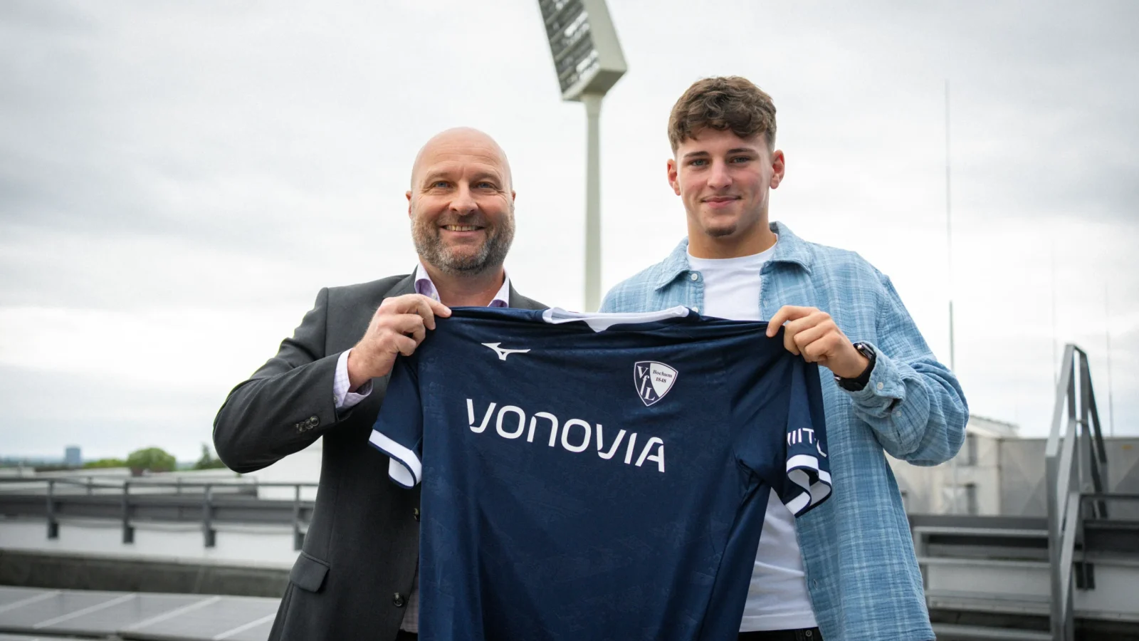 VfL Bochum bindet Sturmtalent Luis Pick langfristig