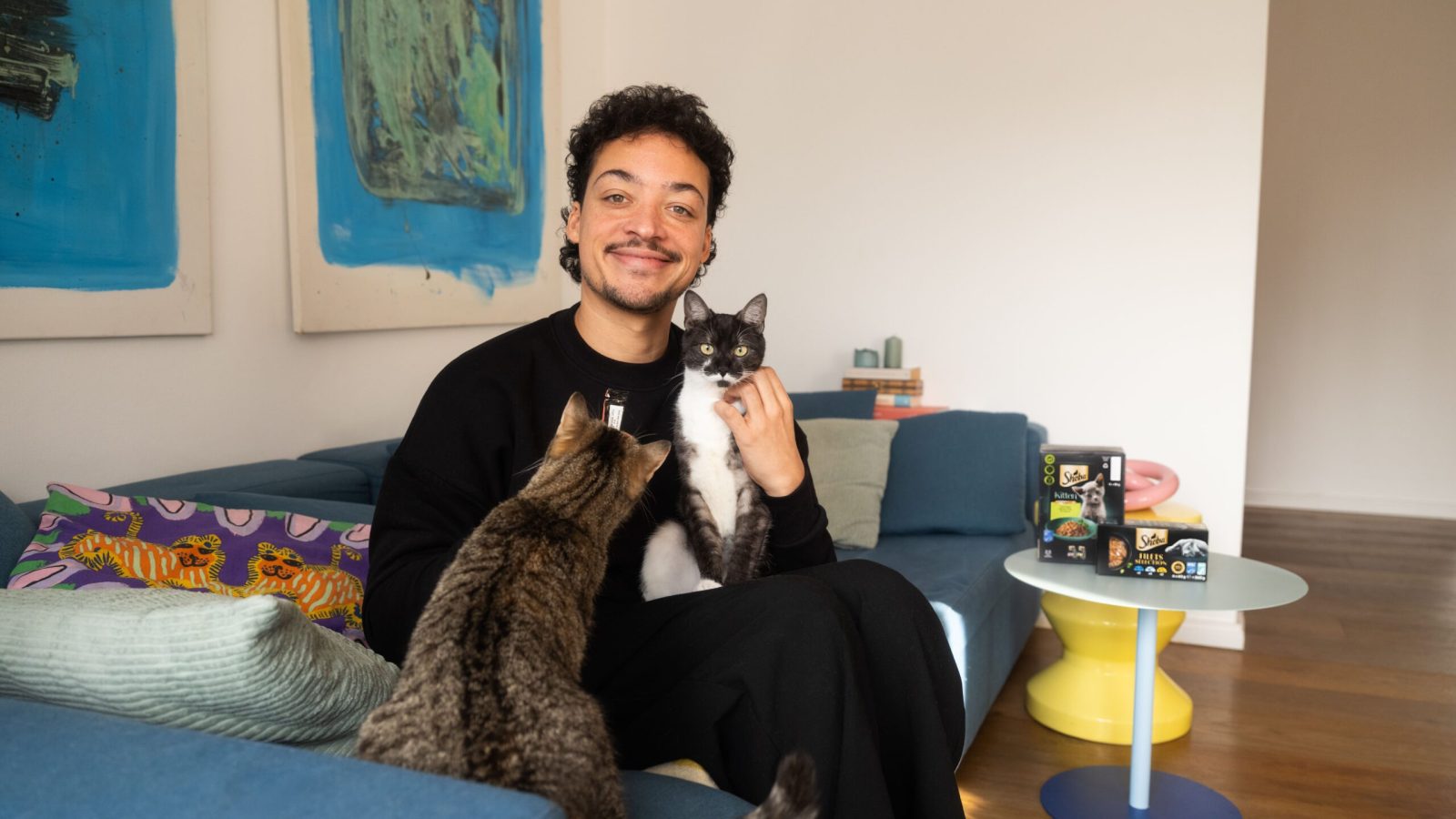 Aurel Mertz mit seinen "Goblins" ©SHEBA® / Weiterer Text über ots und www.presseportal.de/nr/148335 / Die Verwendung dieses Bildes für redaktionelle Zwecke ist unter Beachtung aller mitgeteilten Nutzungsbedingungen zulässig und dann auch honorarfrei. Veröffentlichung ausschließlich mit Bildrechte-Hinweis.