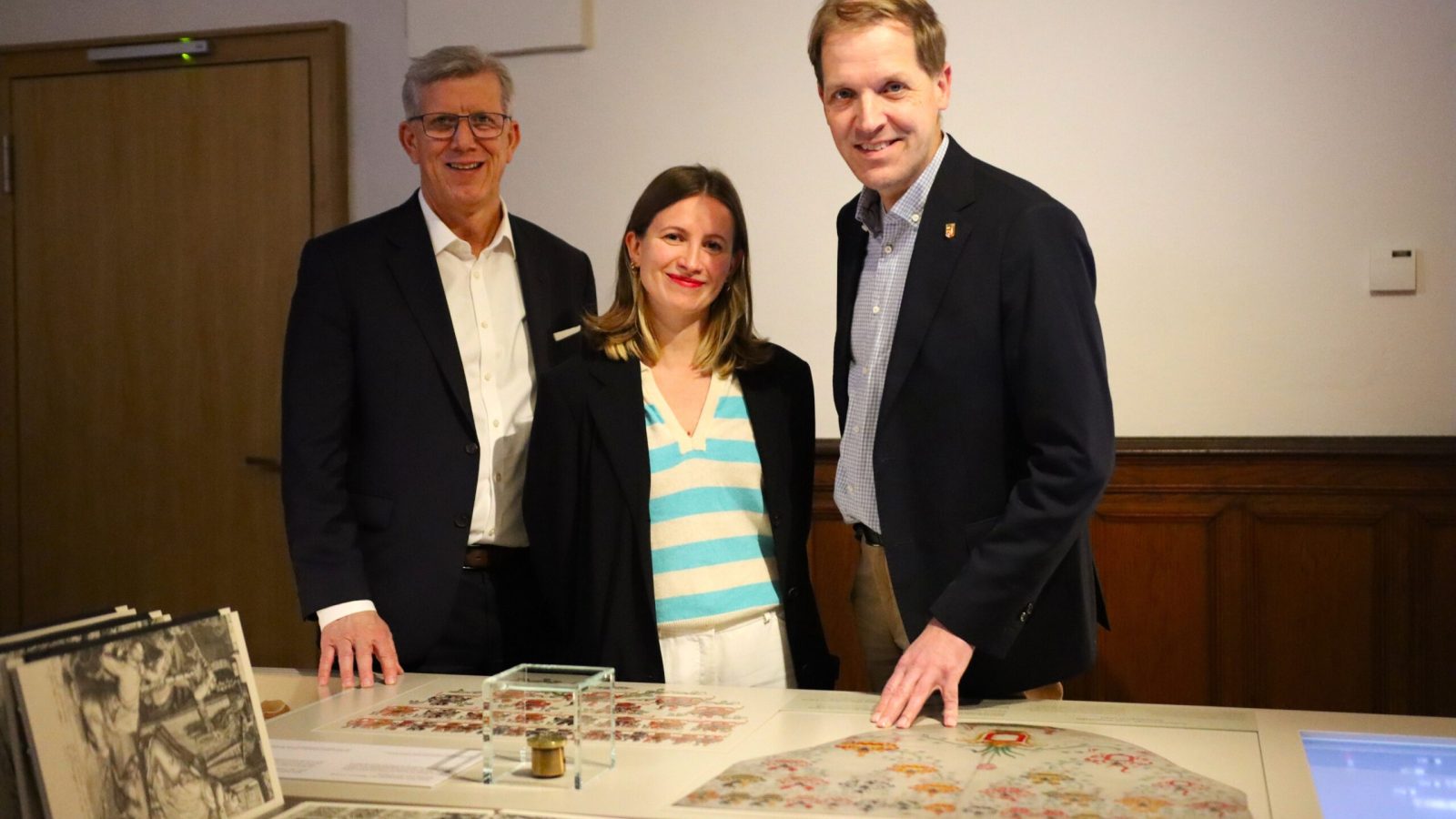 590_Foto1 Präsentation Petschaftsiegel BV (C) Kreis Coesfeld